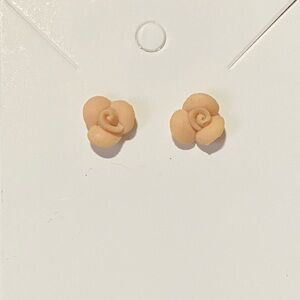 Vintage Pink Flower Stud Earrings